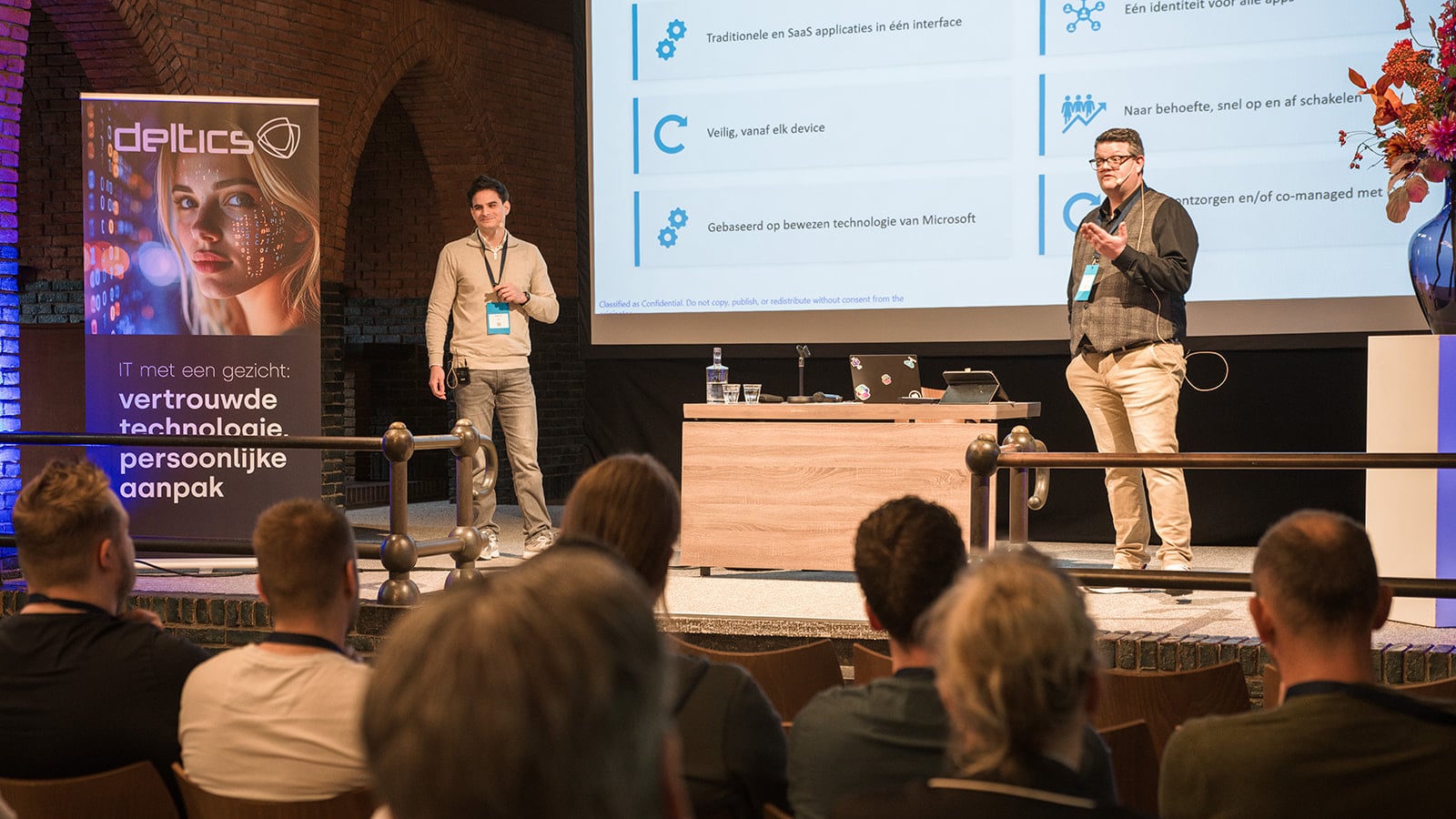 Presentatie Deltice over vertrouwde technologie voor volle zaal IT-professionals